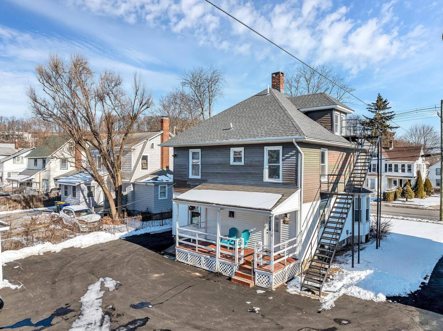 Welcome To Hat City Danbury, A Suburban Retreat المظهر الخارجي الصورة