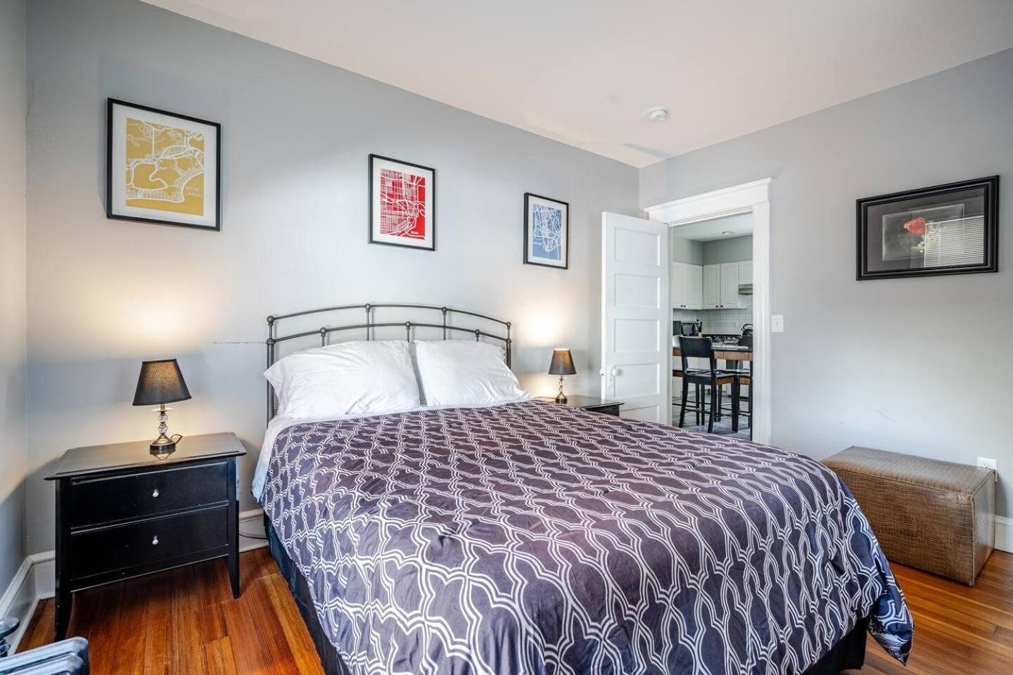 Welcome To Hat City Danbury, A Suburban Retreat المظهر الخارجي الصورة