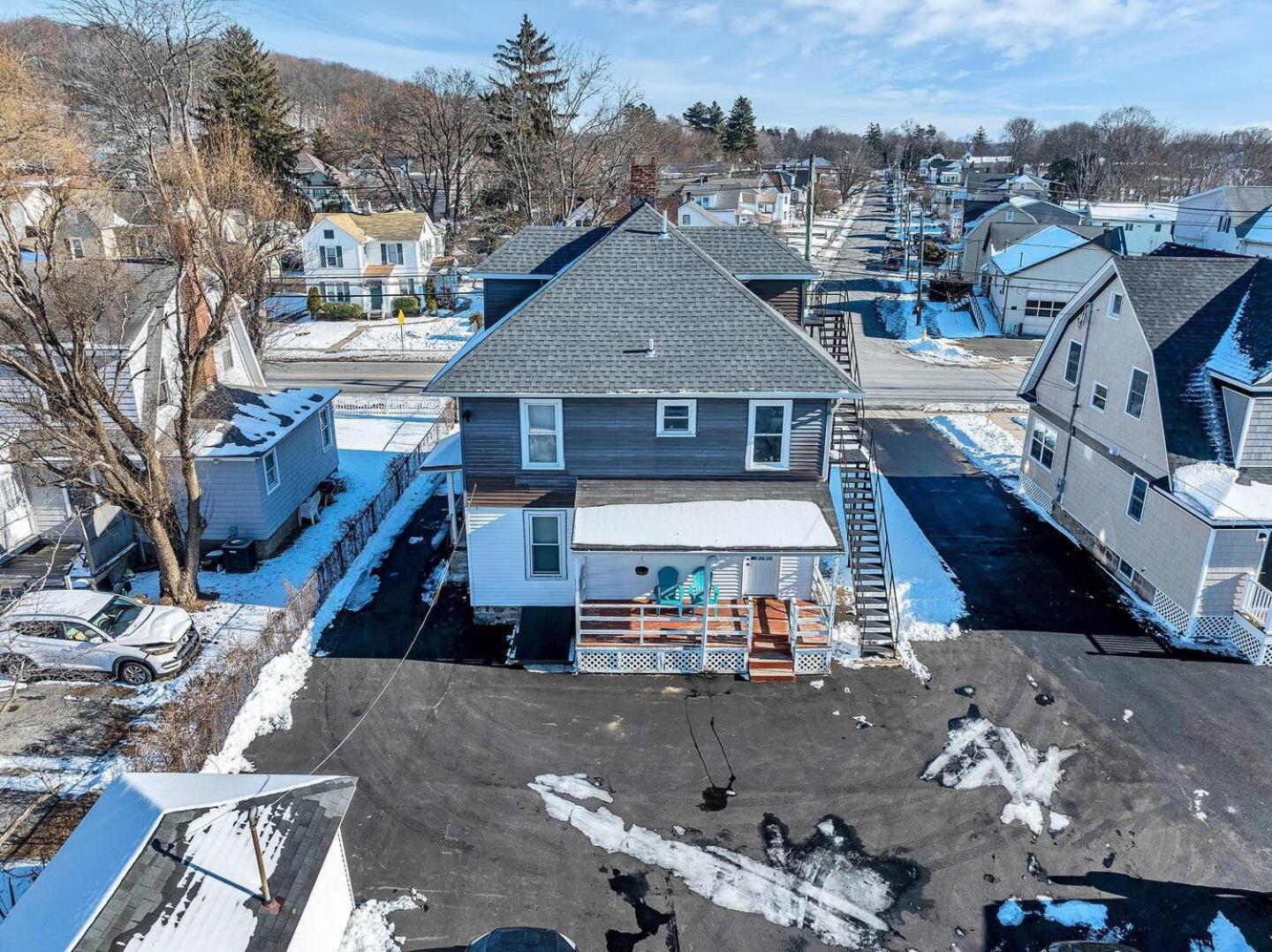 Welcome To Hat City Danbury, A Suburban Retreat المظهر الخارجي الصورة